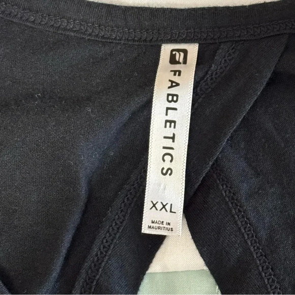 Fabletics Top Women’s XXL Active Tank Black Sleeveless Open Back fits like Large - Picture 5 of 6